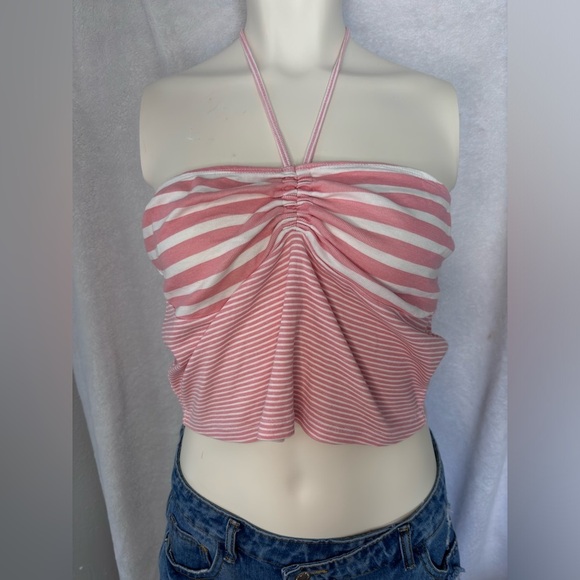 Tops - Forever 21 Halter Top Striped Sleeveless‎ Pink White Crop Top Size L